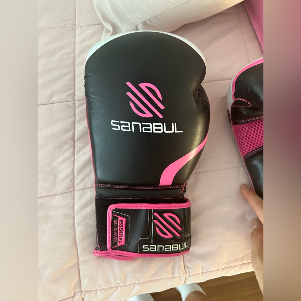 Boxing gloves 12 OZ